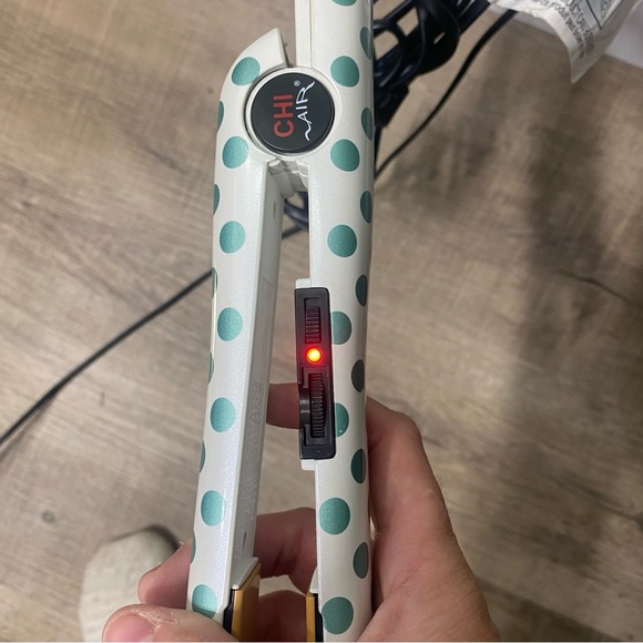 CHI Tourmaline Ceramic Blue Polka Dot 1 Inch Flat Iron - Picture 6 of 7